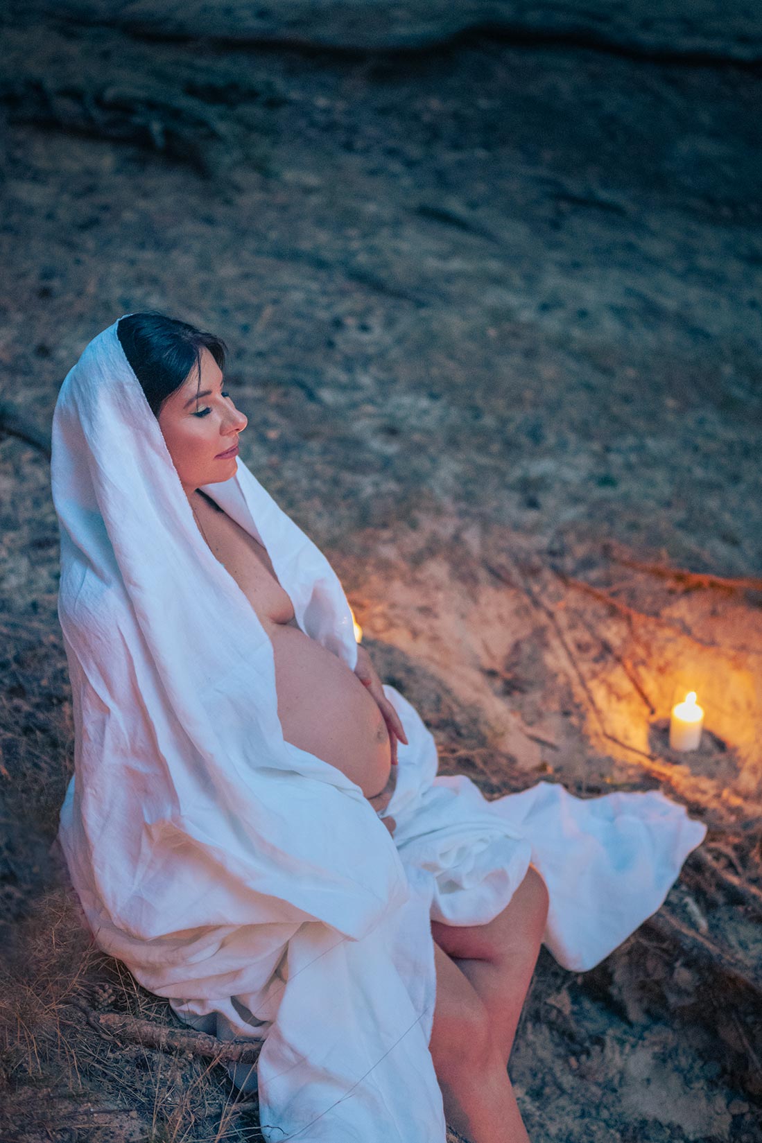 Adrianna podczas sesji ciążowej